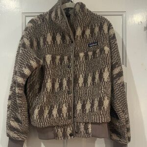 Patagonia Patterned Fleece Jacket in Brown and Cream